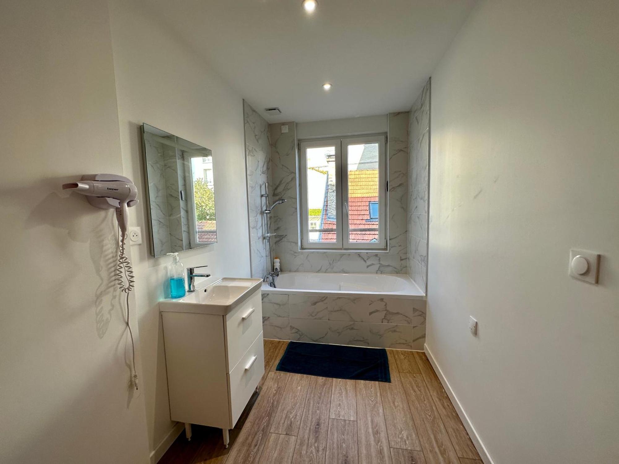 Petra - Appartement Climatise En Hypercentre Reims Dış mekan fotoğraf